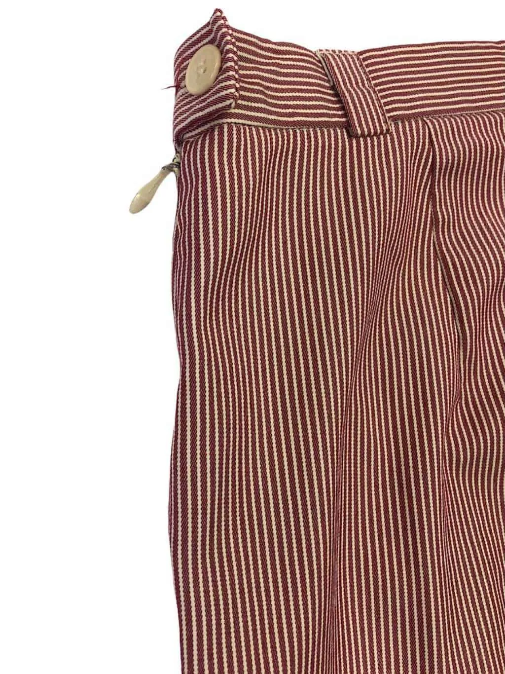 Candy striped mom trousers with tapered legs red and white – W28 x L29