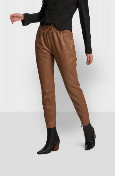 Oakwood women's leather pants in coffee lamb 63641