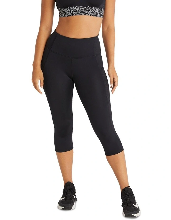 Pocket 3/4 Tights in Black