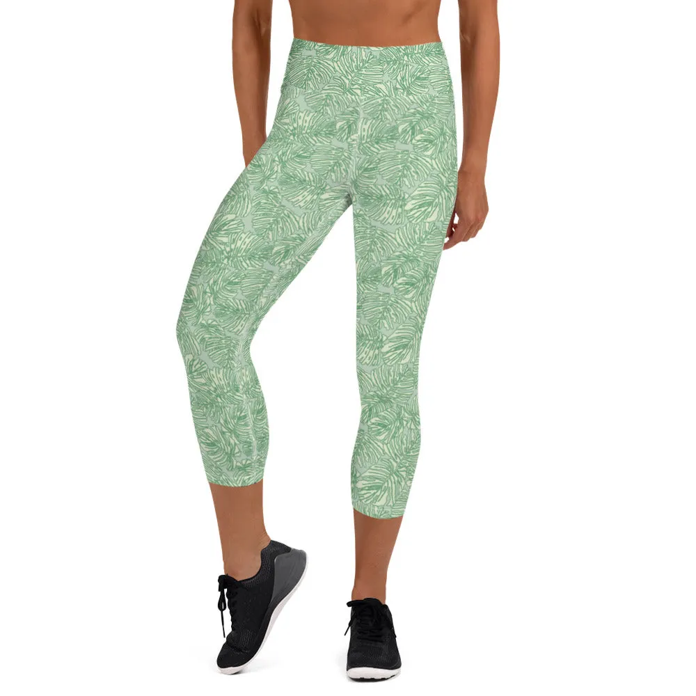 Yoga Capri Leggings in Green Palm Print